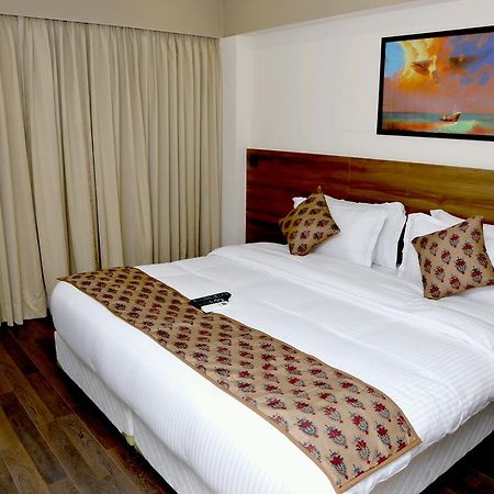 Hotel Mumbai House Andheri East, Bombay Esterno foto