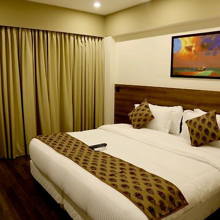 Hotel Mumbai House Andheri East, Bombay Esterno foto