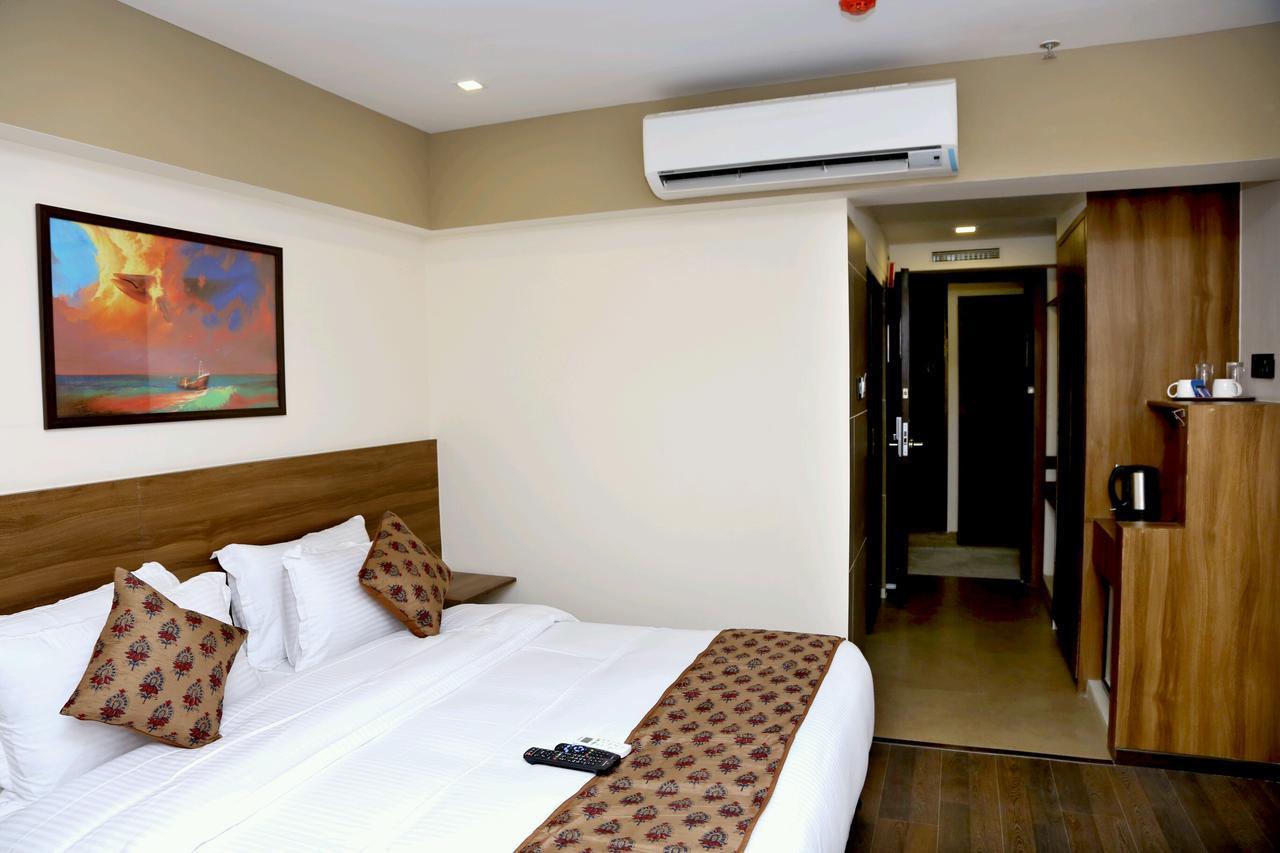 Hotel Mumbai House Andheri East, Bombay Esterno foto