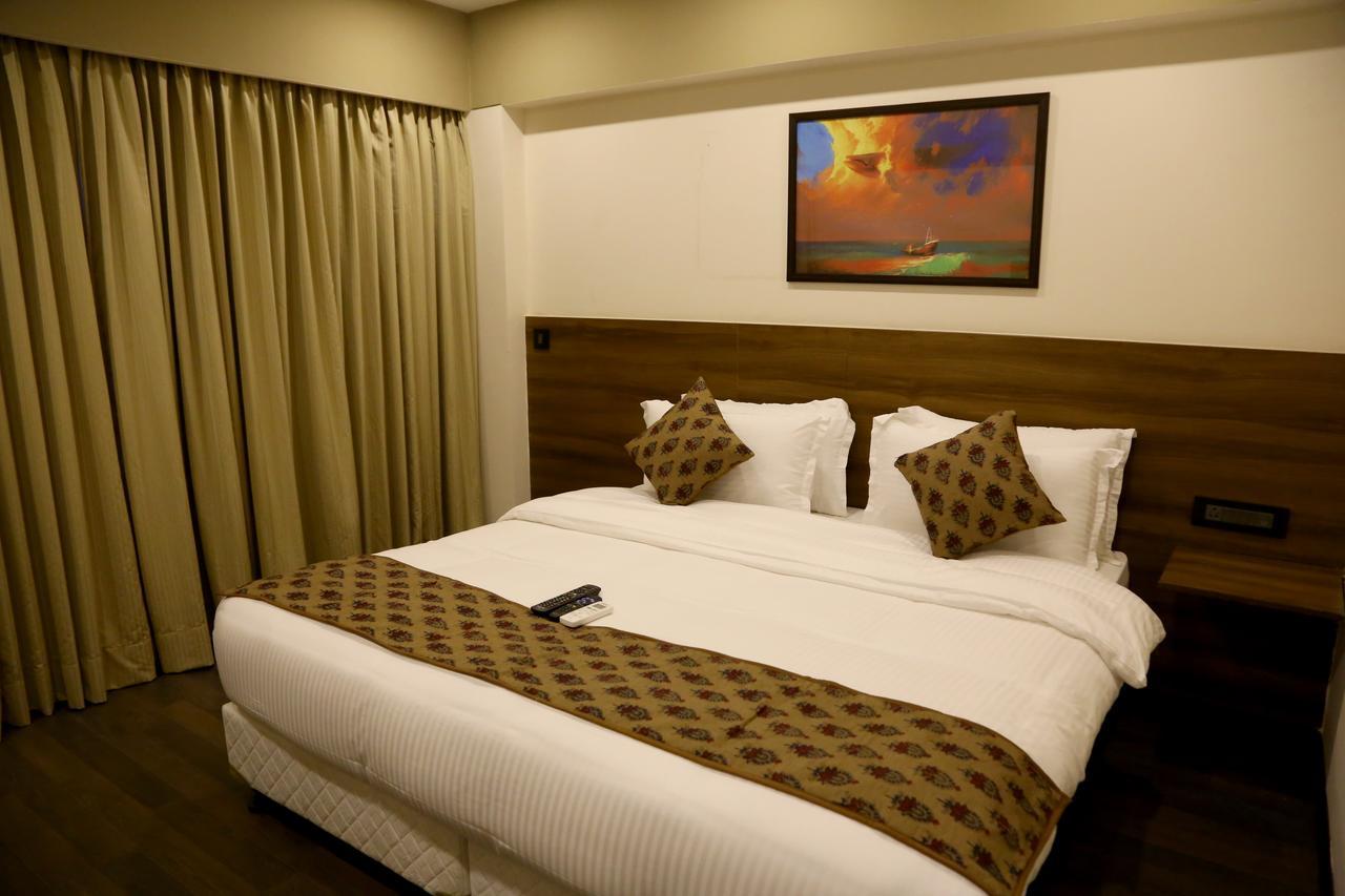Hotel Mumbai House Andheri East, Bombay Esterno foto