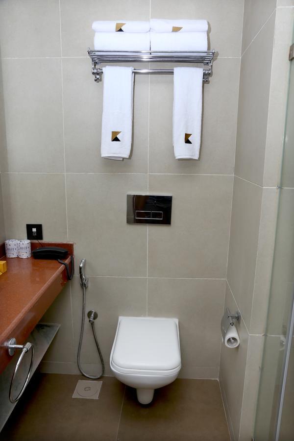 Hotel Mumbai House Andheri East, Bombay Esterno foto